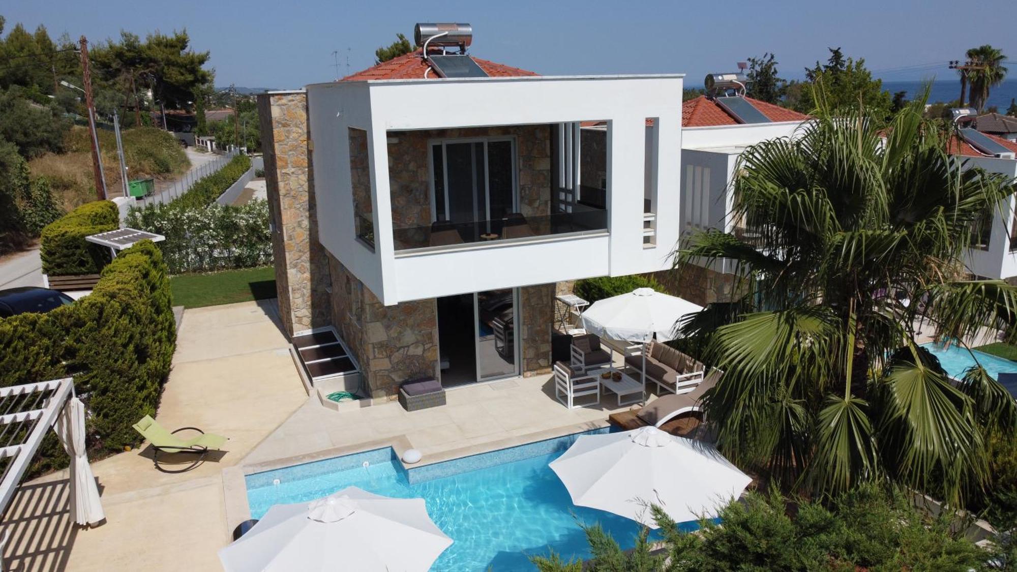 Villa Douglas - Private Pool, Bbq, 4Bdrms, View Pefkochori Exterior photo