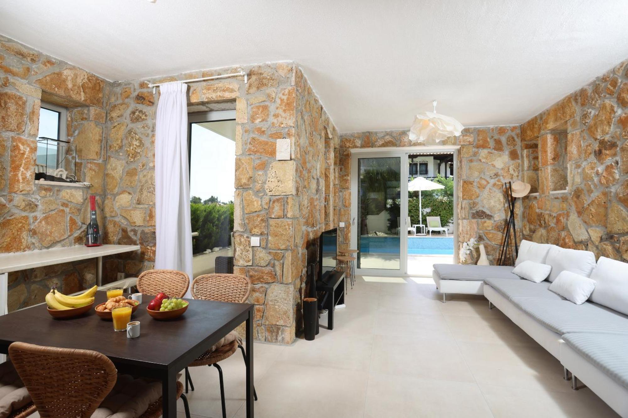 Villa Douglas - Private Pool, Bbq, 4Bdrms, View Pefkochori Exterior photo