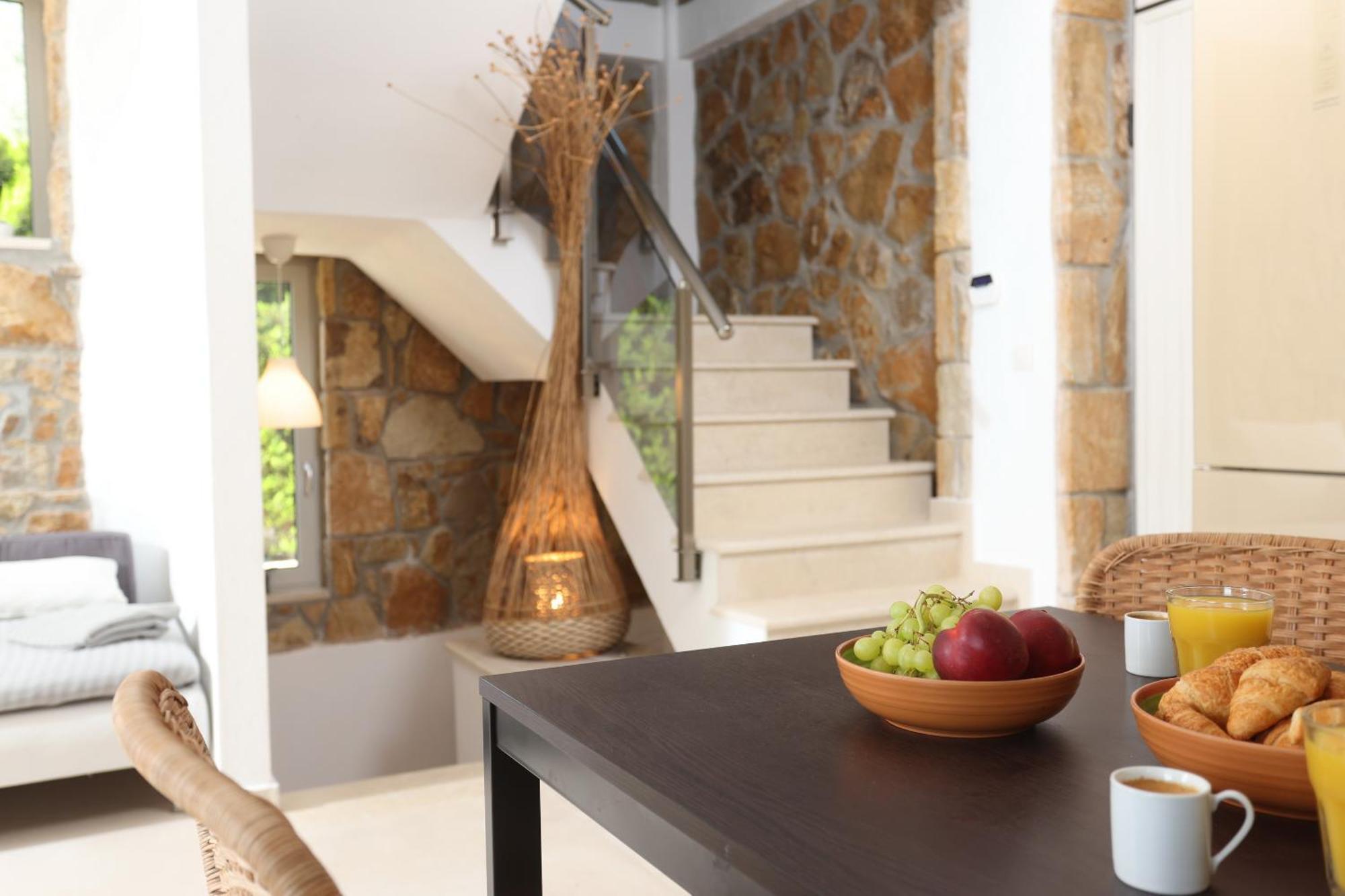 Villa Douglas - Private Pool, Bbq, 4Bdrms, View Pefkochori Exterior photo